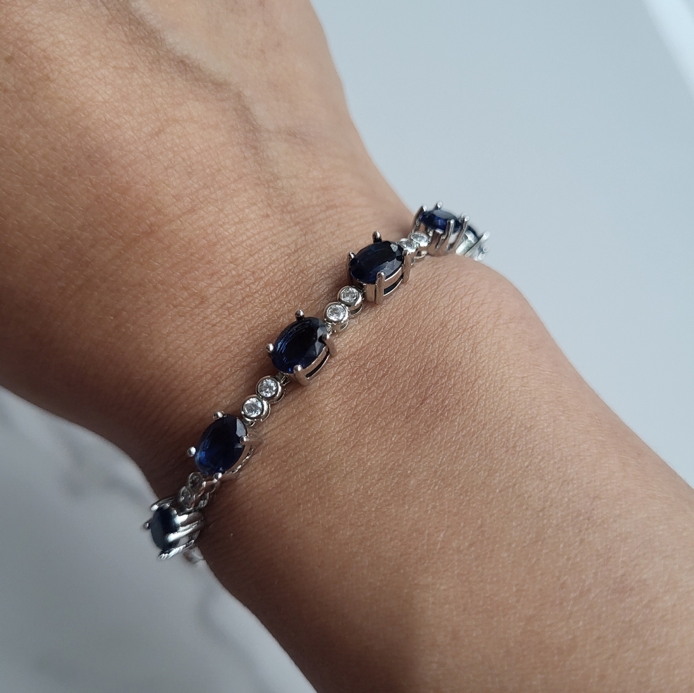 Blue Sapphire Silver Plated Elegant Bracelet Jewelry